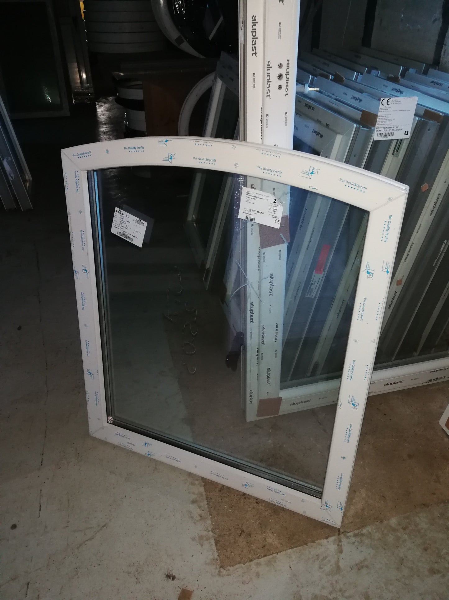 Buet vindue B 87 x H side 95 top bue 102