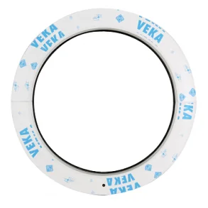Rundt vindue ø 100 cm har lidt små ridser se billeder